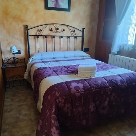 컨트리하우스 El Asturianu