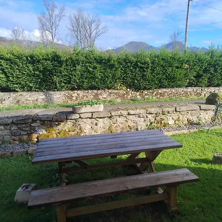 컨트리하우스 El Asturianu